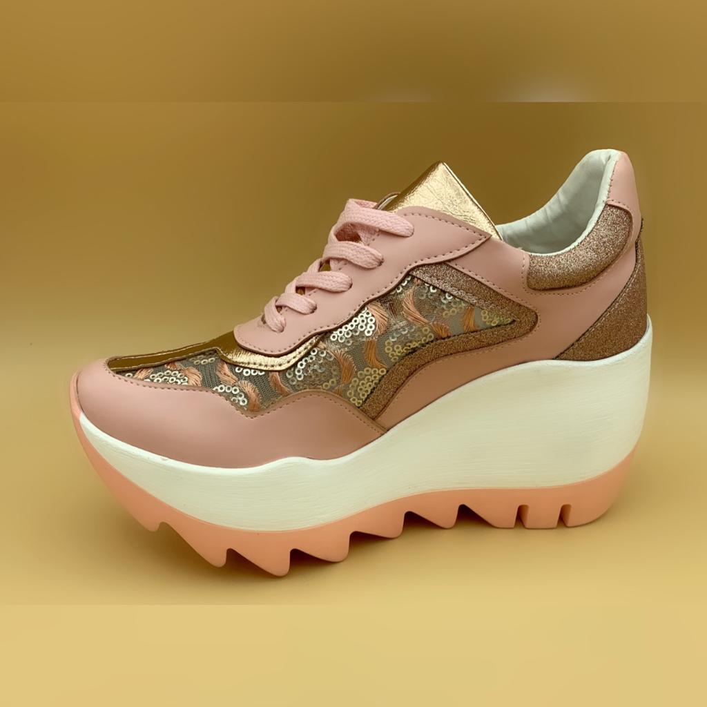 Pink Sneakers - Spusious