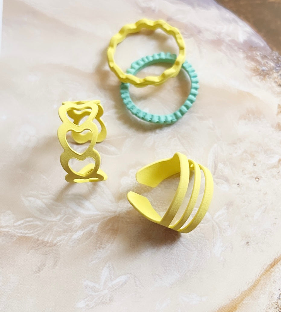 💛 Yellow heart 4pcs Ring set